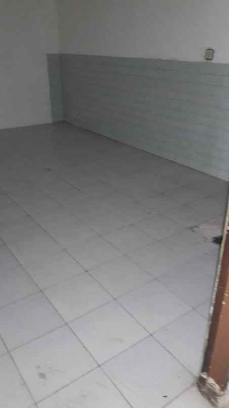 disewakan rumah jl holis caringin