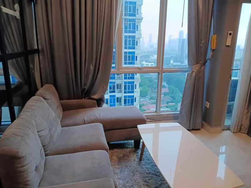 disewakan rumah jl salemba raya