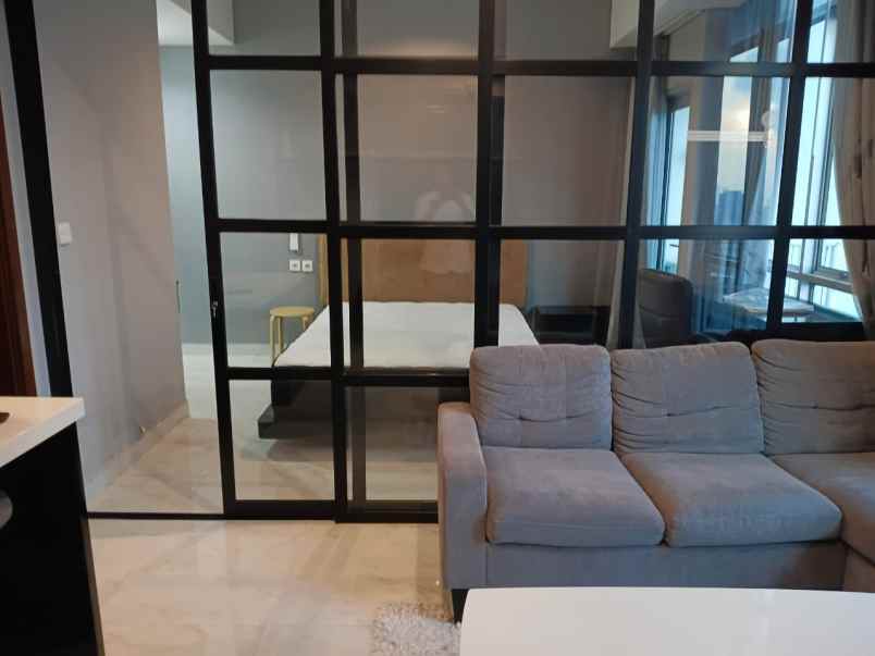 disewakan rumah jl salemba raya