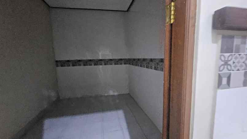 disewakan rumah lantai 1 kerobokan