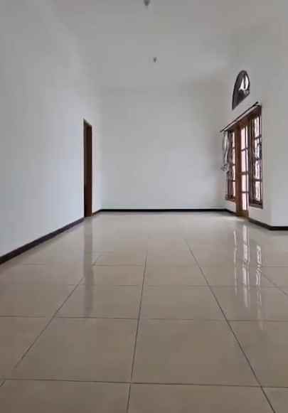 disewakan rumah mojoklanggru