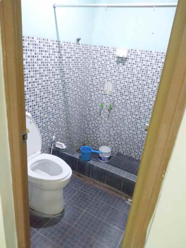 disewakan rumah nirwana sariwangi ters