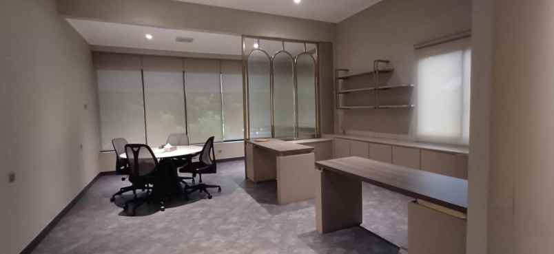 disewakan rumah pakubuwono kebayoran baru