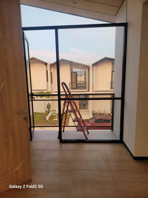 disewakan rumah rumah rolling hills