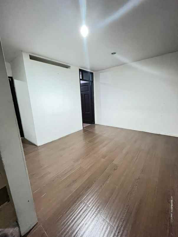 disewakan rumah setrasari