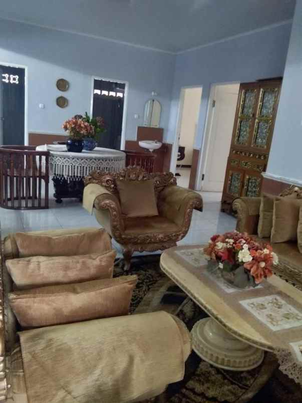 disewakan villa jl sukamaju 1 kp sampay