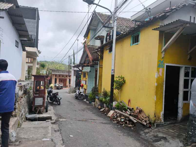 edisi bu rumah sederhana strategis di pusat kota batu