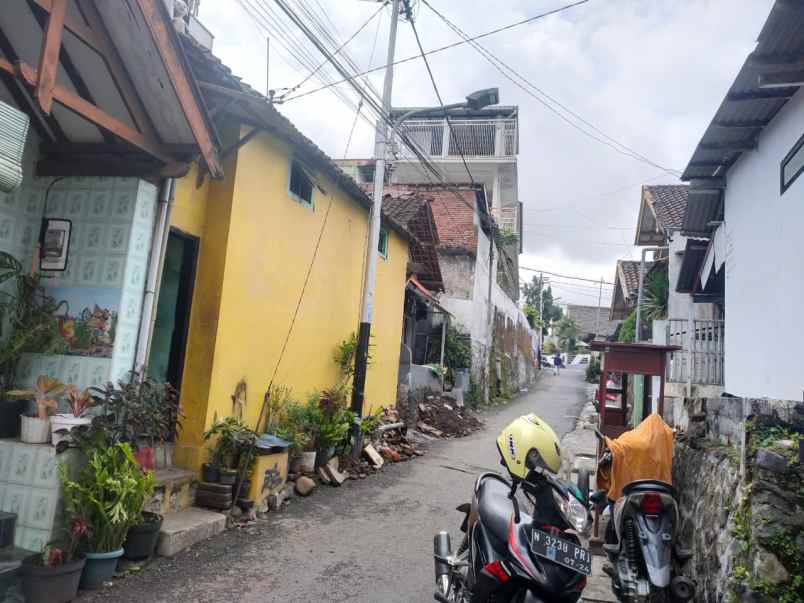 edisi bu rumah sederhana strategis di pusat kota batu