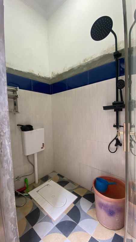 jual bu rumah 2 lantai di kebagusan jakarta selatan