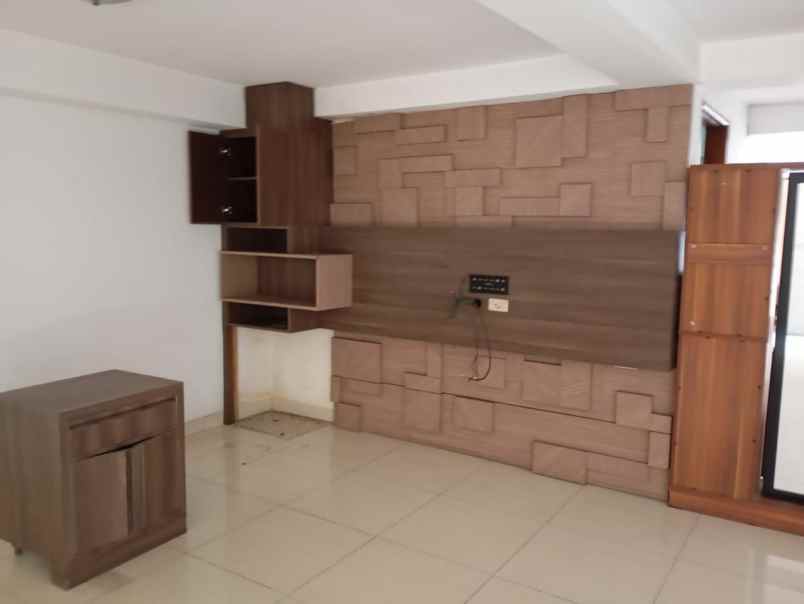 jual rumah furnished taman ratu indah jak bar