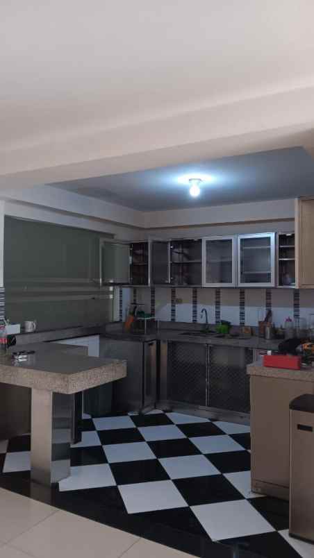 jual rumah furnished taman ratu indah jak bar