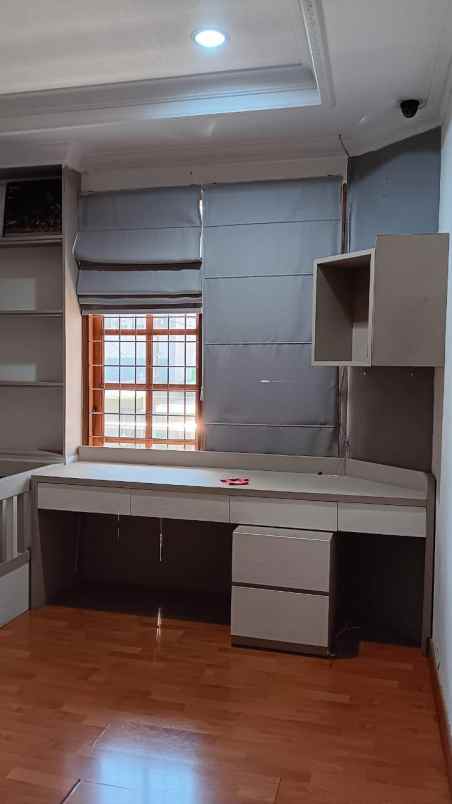 jual rumah furnished taman ratu indah jak bar