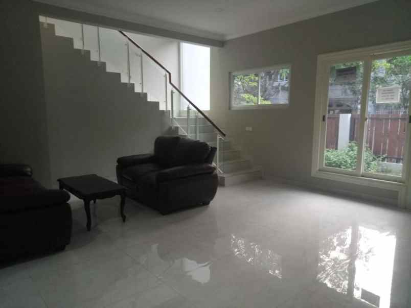 jual rumah hook taman surya jak bar