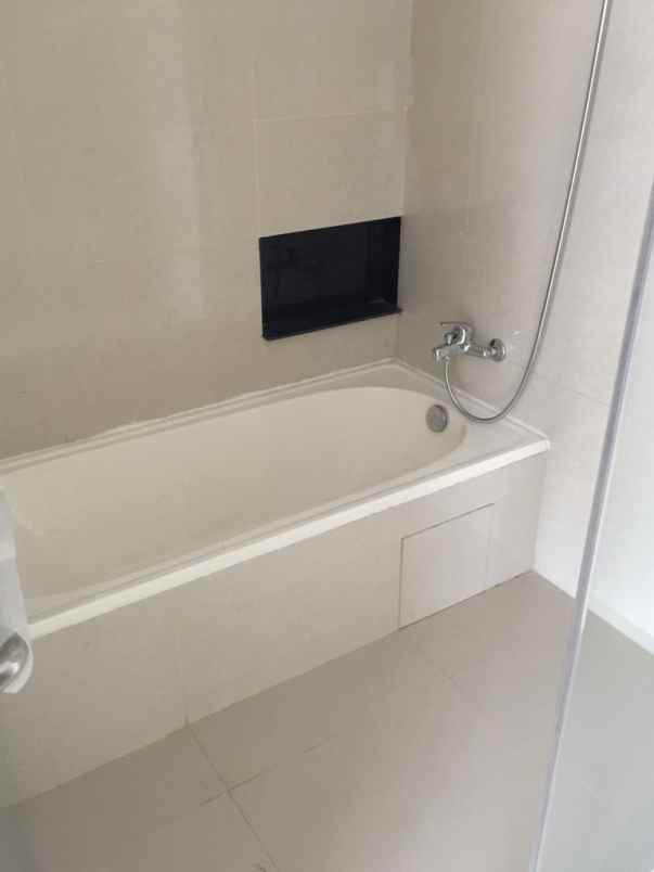 jual rumah hook taman surya jak bar