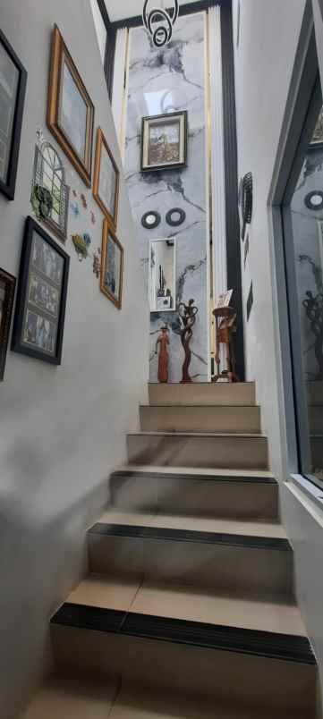 jual rumah semi furnished citra gran cibubur