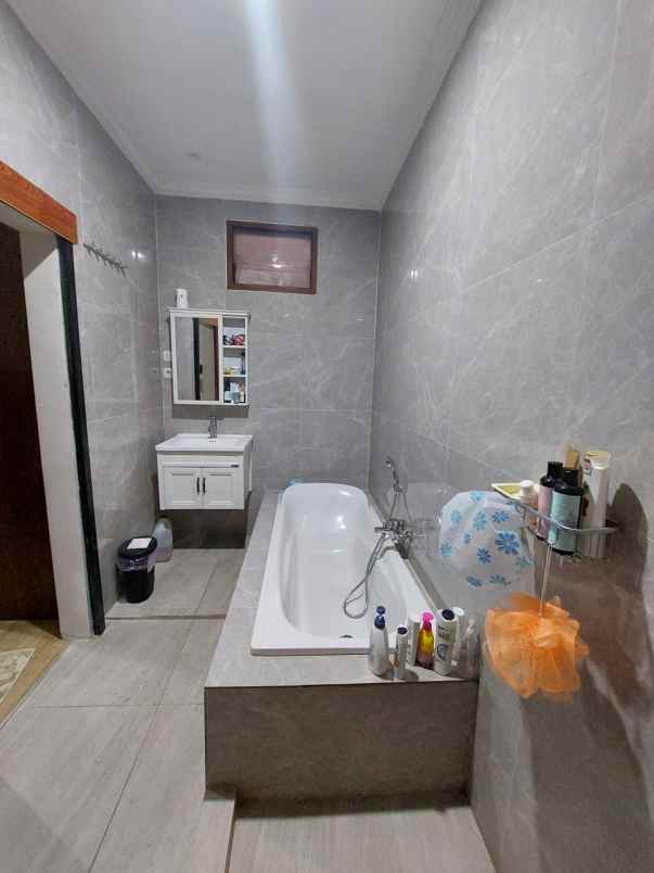 jual rumah siap huni semi furnish citra gran cibubur