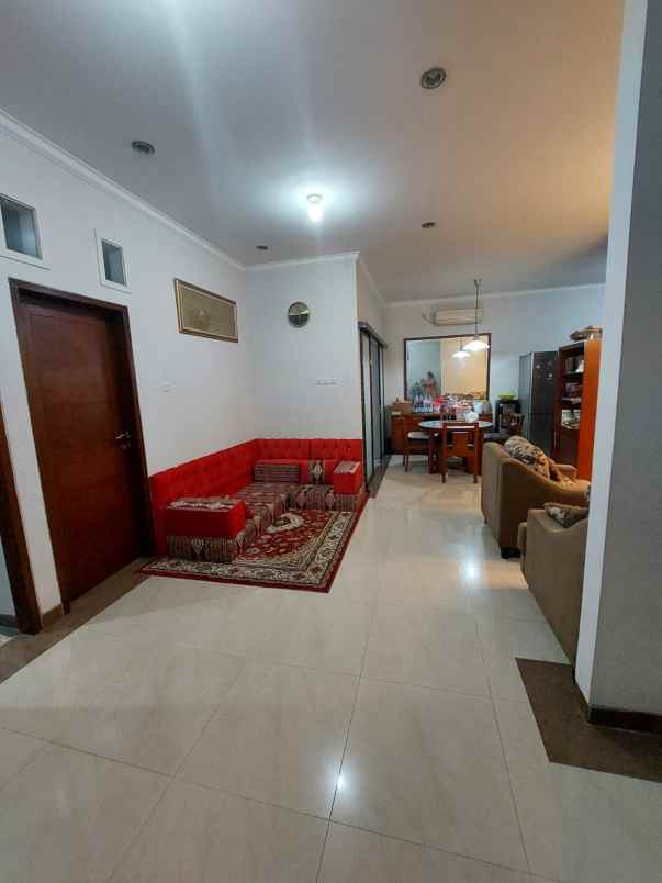 jual rumah siap huni semi furnish citra gran cibubur