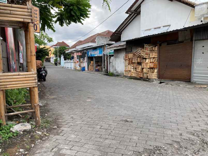 jual tanah bonus ruko pasar kolombo 2 7 km ugm