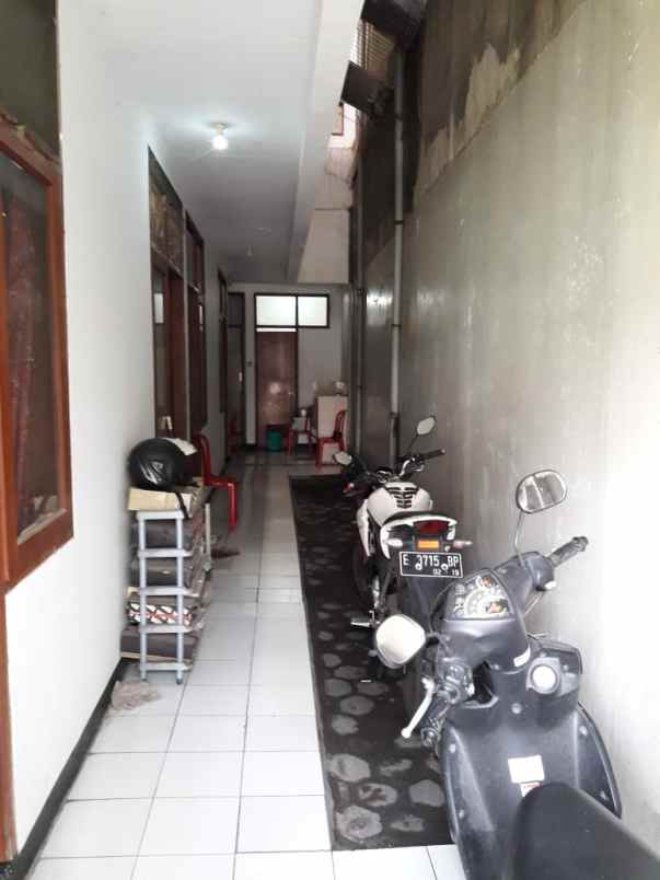 kost surya sumantri