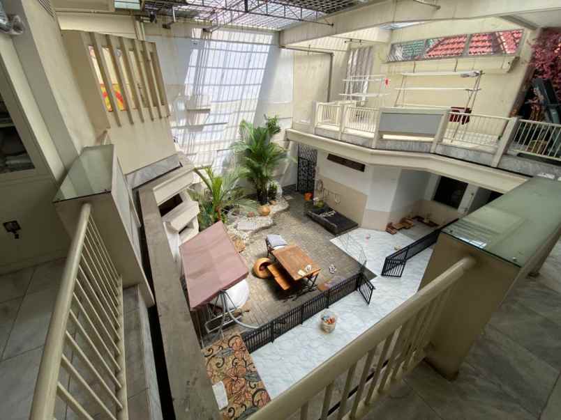 langka jarang ada rumah raya darmo strategis