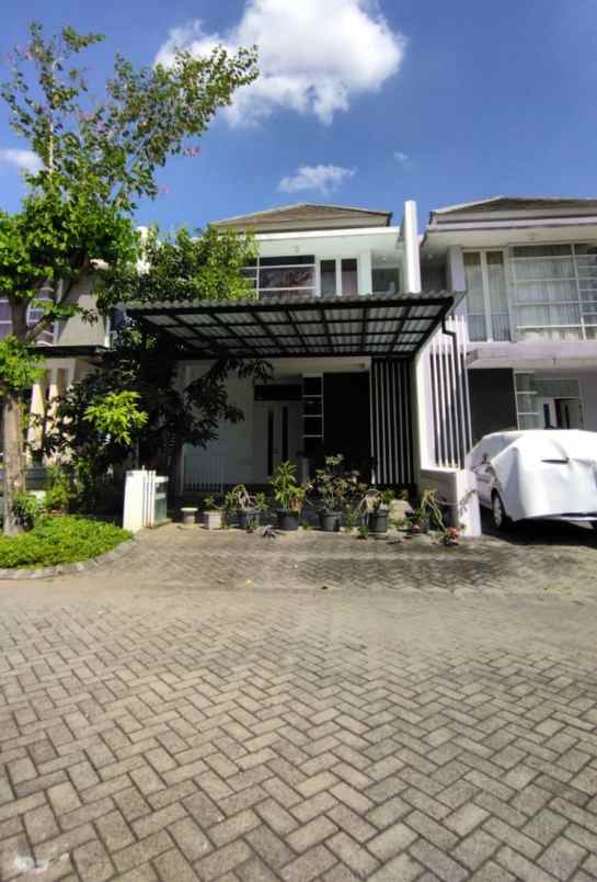 minimalis furnished lengkap royal residence nego