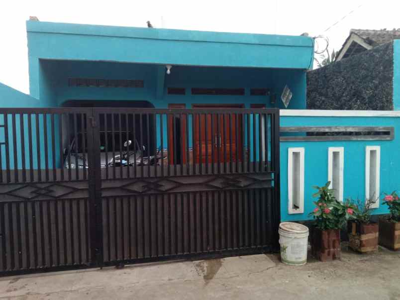 murah bgttt dijual rumah 300 jutaan di cipageran