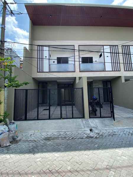 new gress rumah 2 lantai ploso timur dekat merr