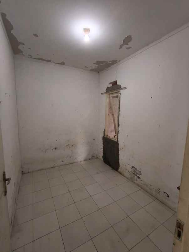 over kredit full renovasi di pesona kahuripan 4