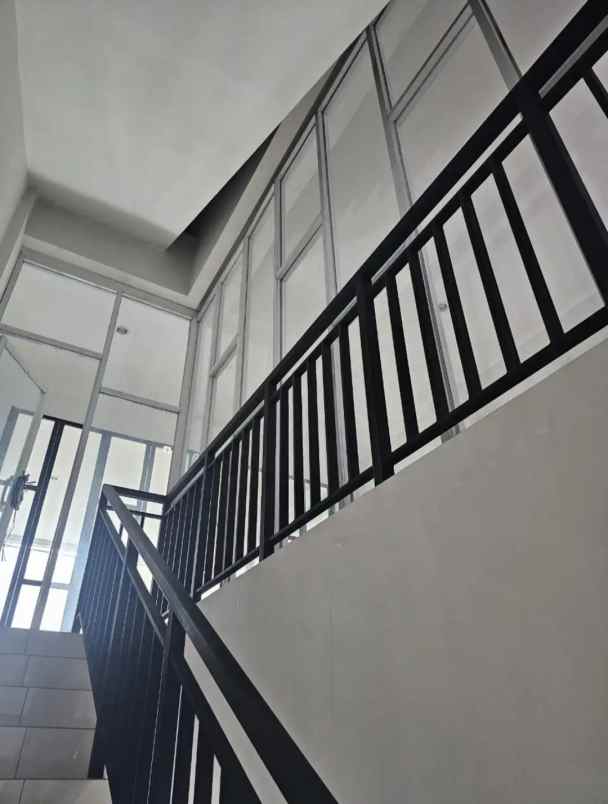 ruko siap pakai di burgundy summarecon bekasi