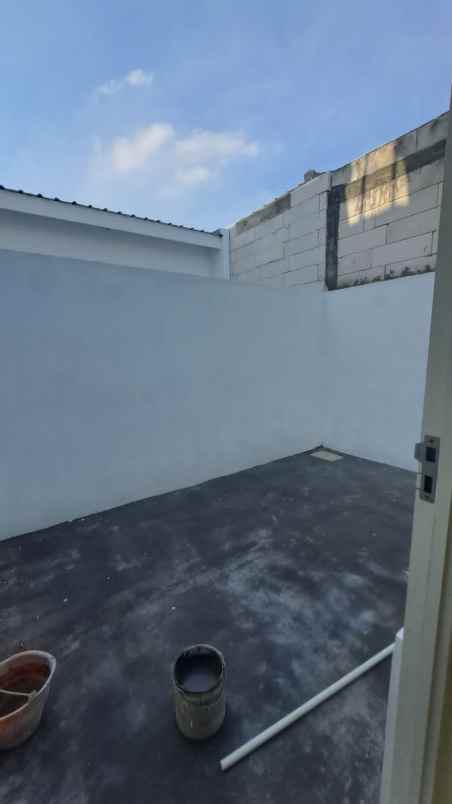 rumah 2 lantai dekat pusat kota malang