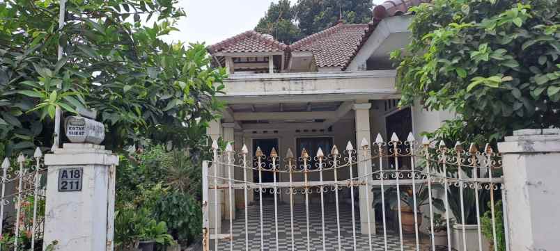 rumah 2 lantai furnish siap huni jatiwaringin