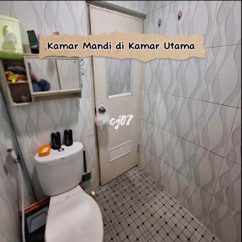 rumah 2 lantai hook di ciledug tangerang banten