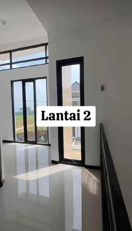 rumah 2 lantai lokasi di cemorokandang malang