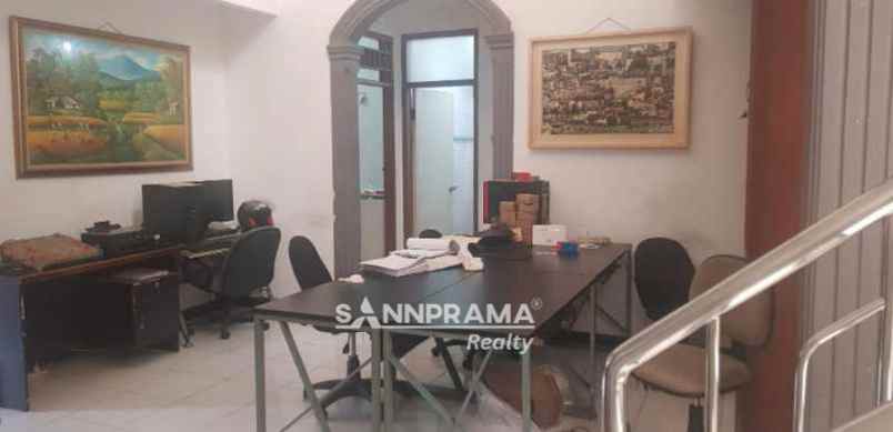rumah 2 lantai luas 250m2 di tanah baru depok ashiml