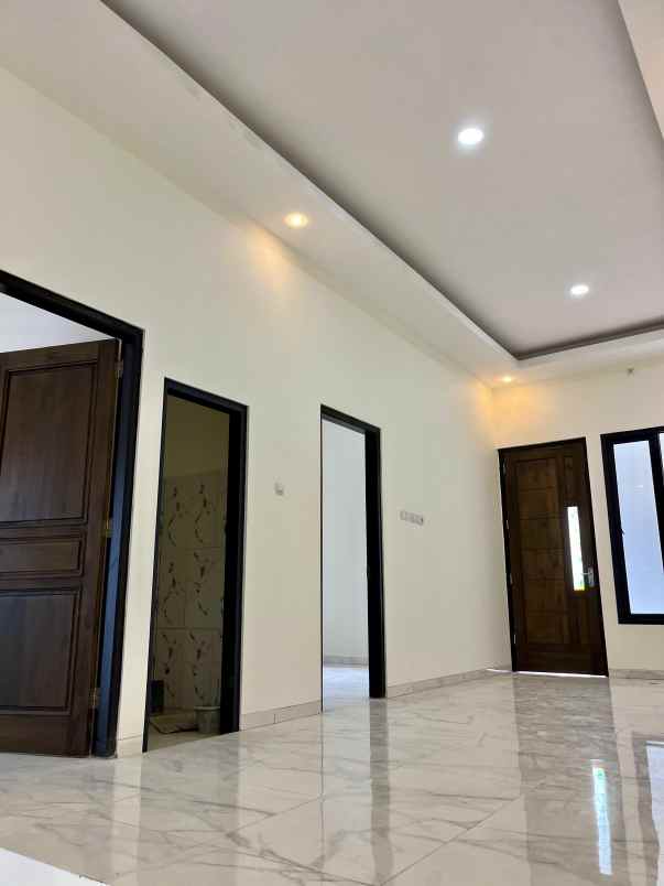 rumah 2 lantai siap huni di taman asri pedurungan