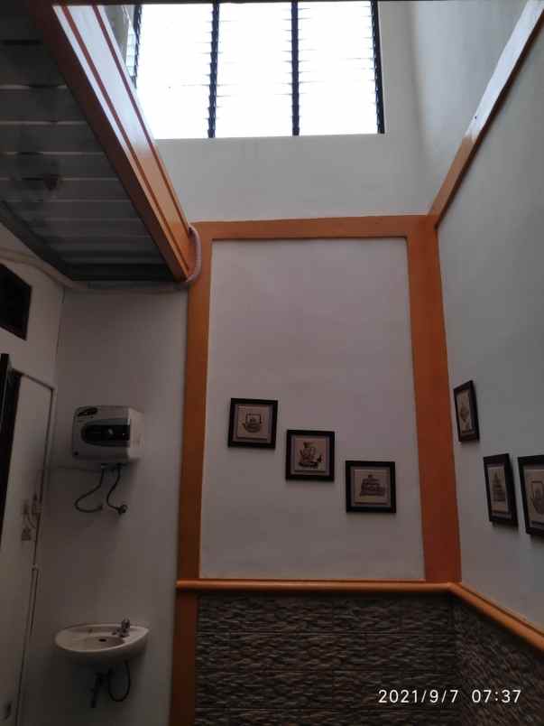 rumah 2 lt kawasan elit gema pesona estate depok