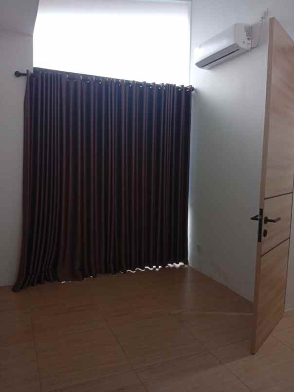 rumah 2lantai modern minimalis