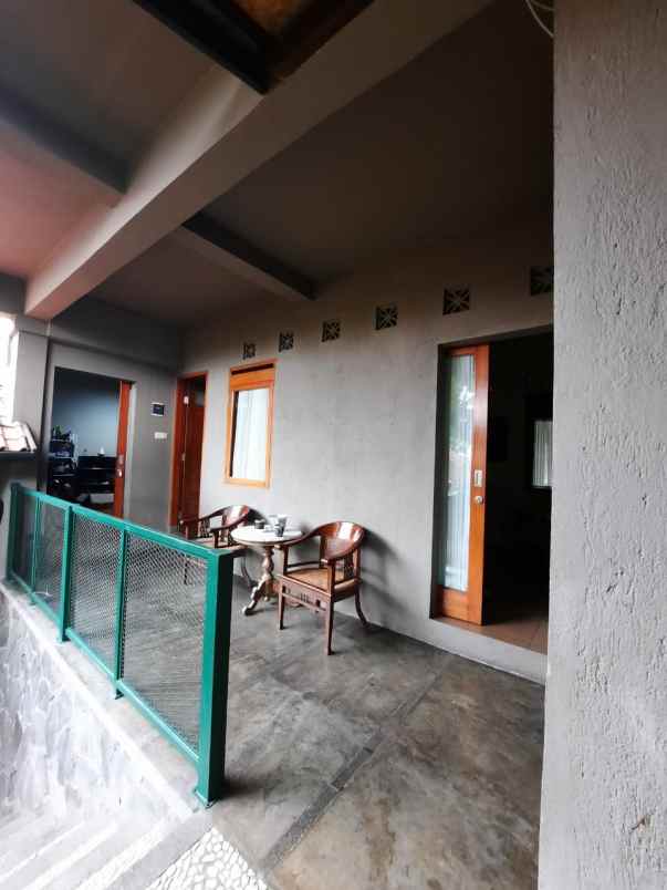 rumah asri siap huni nyaman di cigadung bandung