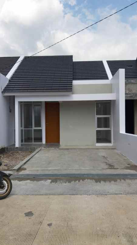 rumah aster siap huni dp 5 free semuanya