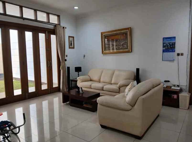 rumah bagus dekat mall di villa galaxy bekasi selatan
