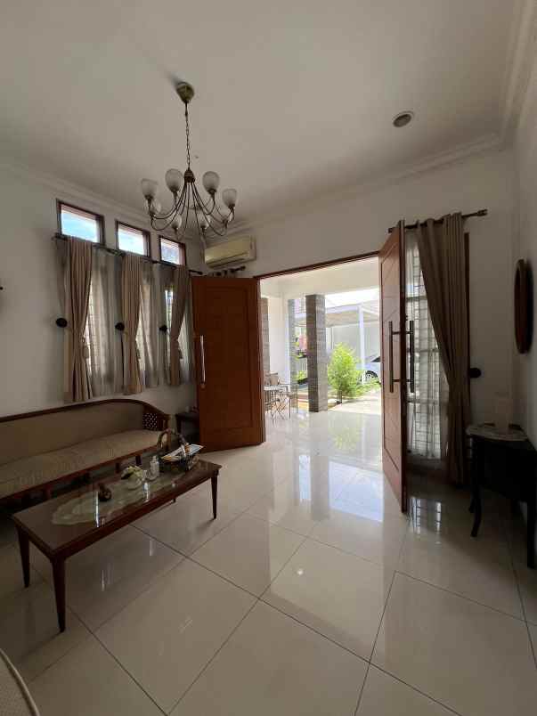 rumah bagus dekat mall di villa galaxy bekasi selatan