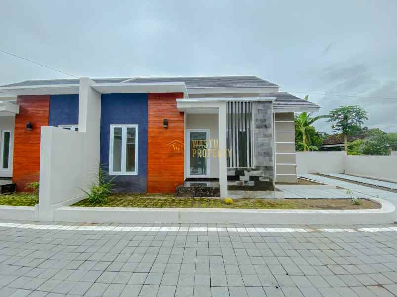 rumah baru minimalis modern di prambanan siap huni
