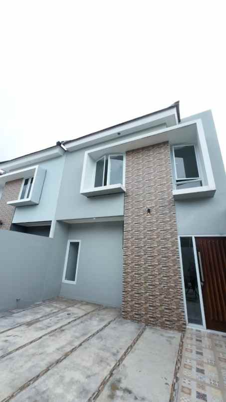 rumah baru readystok townhouse jatiasih bekasi