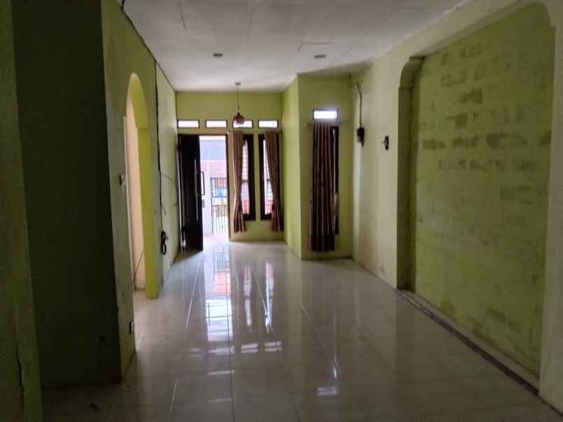 rumah bawah pasaran dan strategis di sukmajaya depok