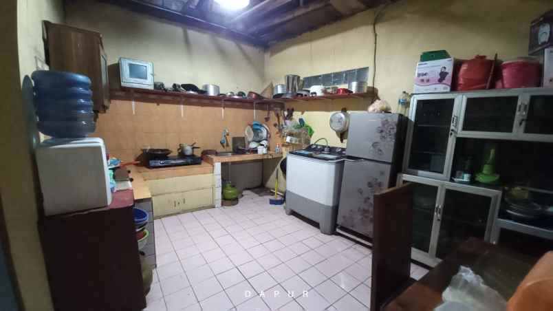 rumah besar dan tanah 542 m2 jual murah