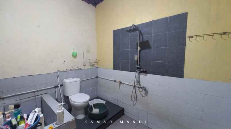 rumah besar dan tanah 542 m2 jual murah