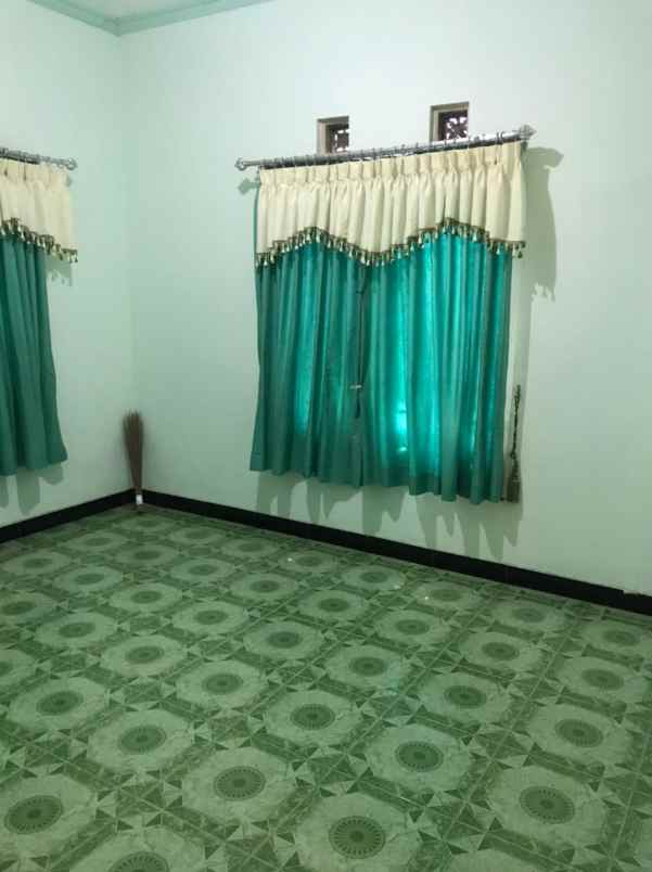 rumah besar tanah luas di berbah sleman