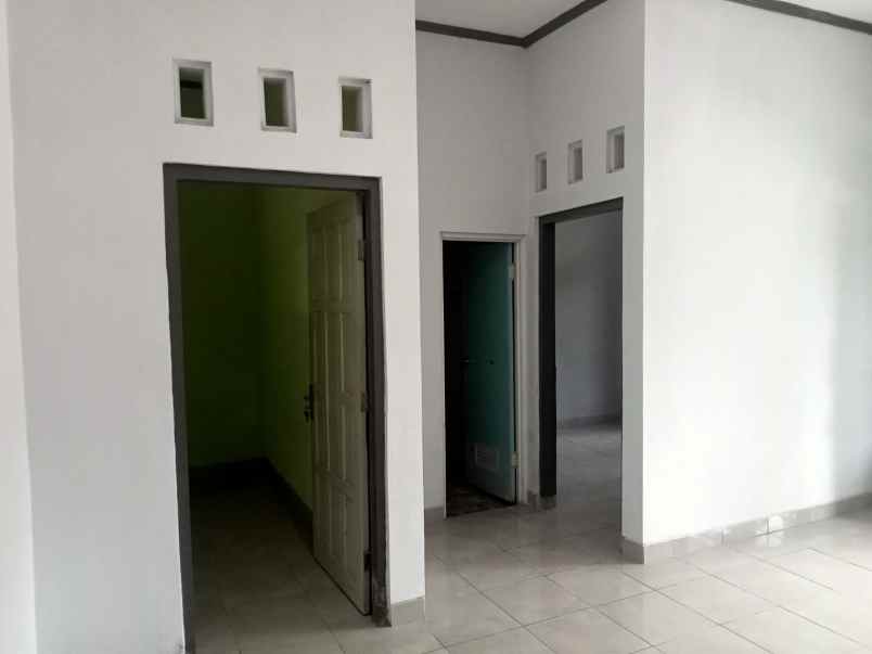 rumah cantik siap huni dekat jl jogja solo