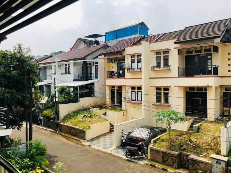 rumah cinere limo depok