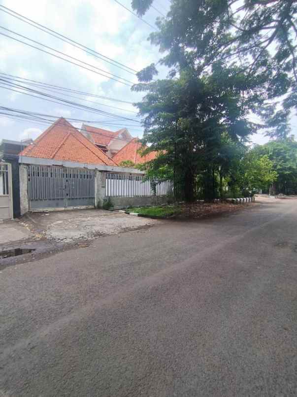 rumah daerah ngagel shm imb utara